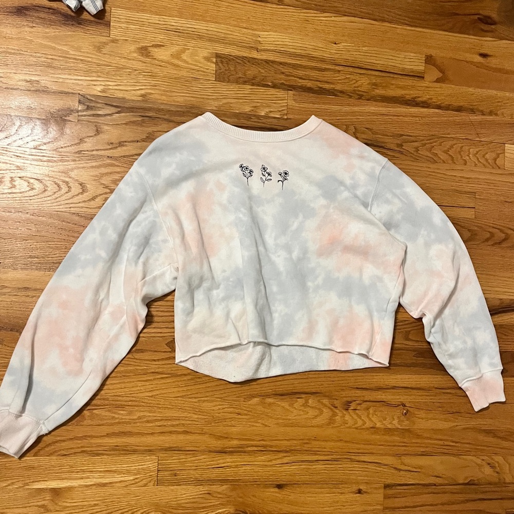 Tie Dye Crop Sweatshirt